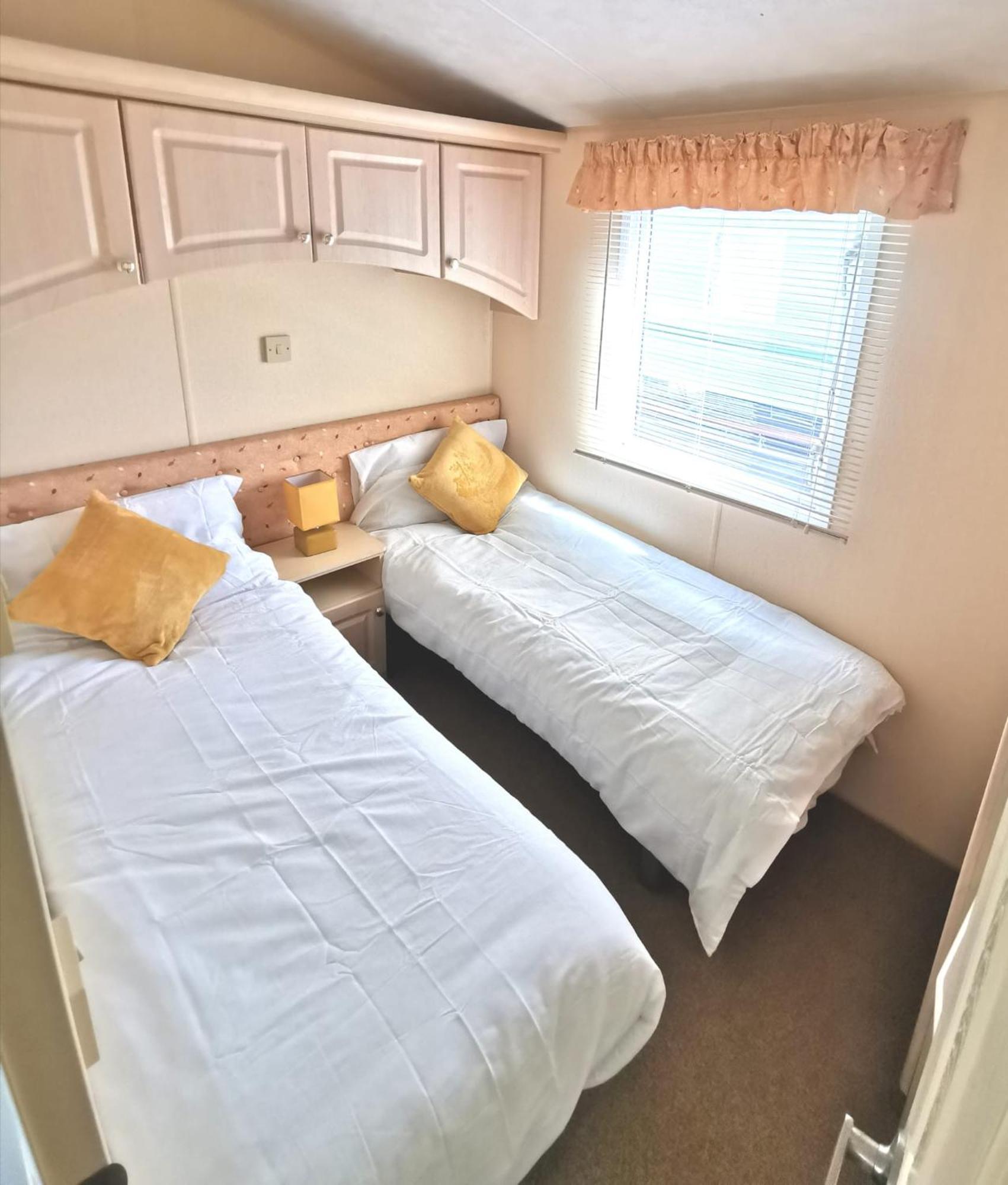 Wonderful 2 Bedroom Mobile Home Aberystwyth Exterior photo